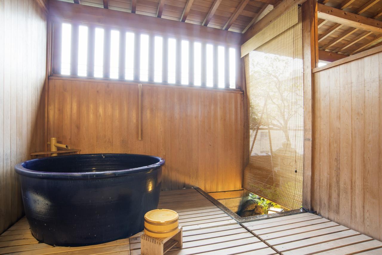 Yamashiro Onsen Yuzankaku Hotel Bagian luar foto